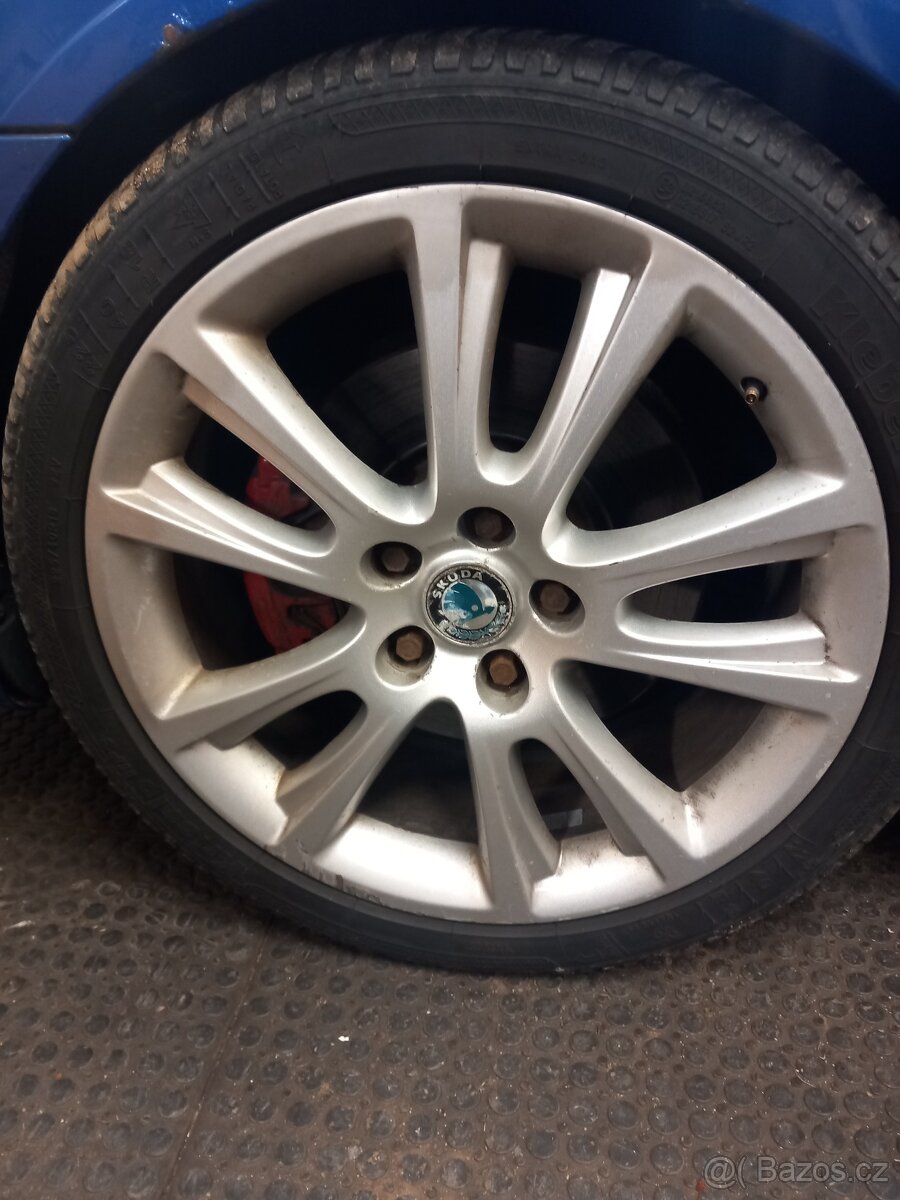 Škoda octavia rs 2.0 tfsi - 2