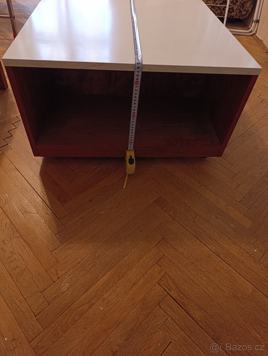 Stolek do obývacího pokoje - 2