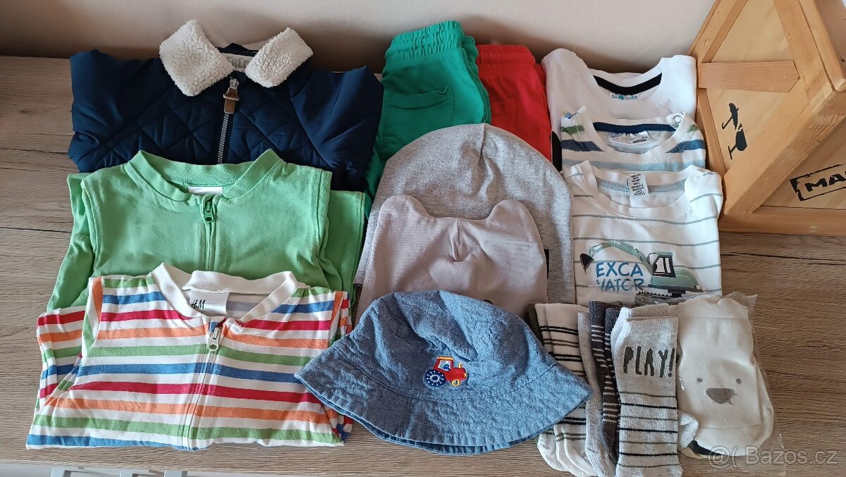 Balíček oblečení kluk vel. 74/80 - 2