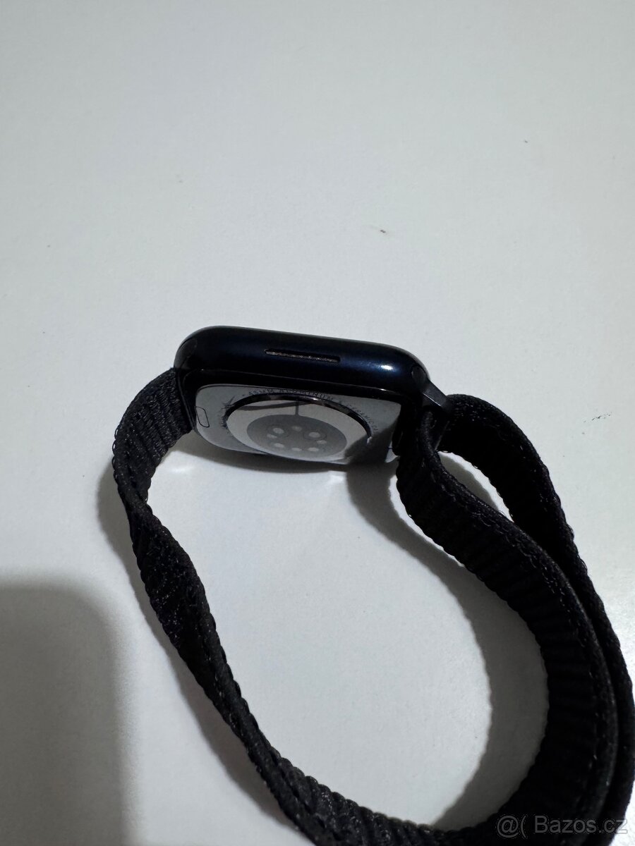 Apple Watch 7 , 45mm - 2