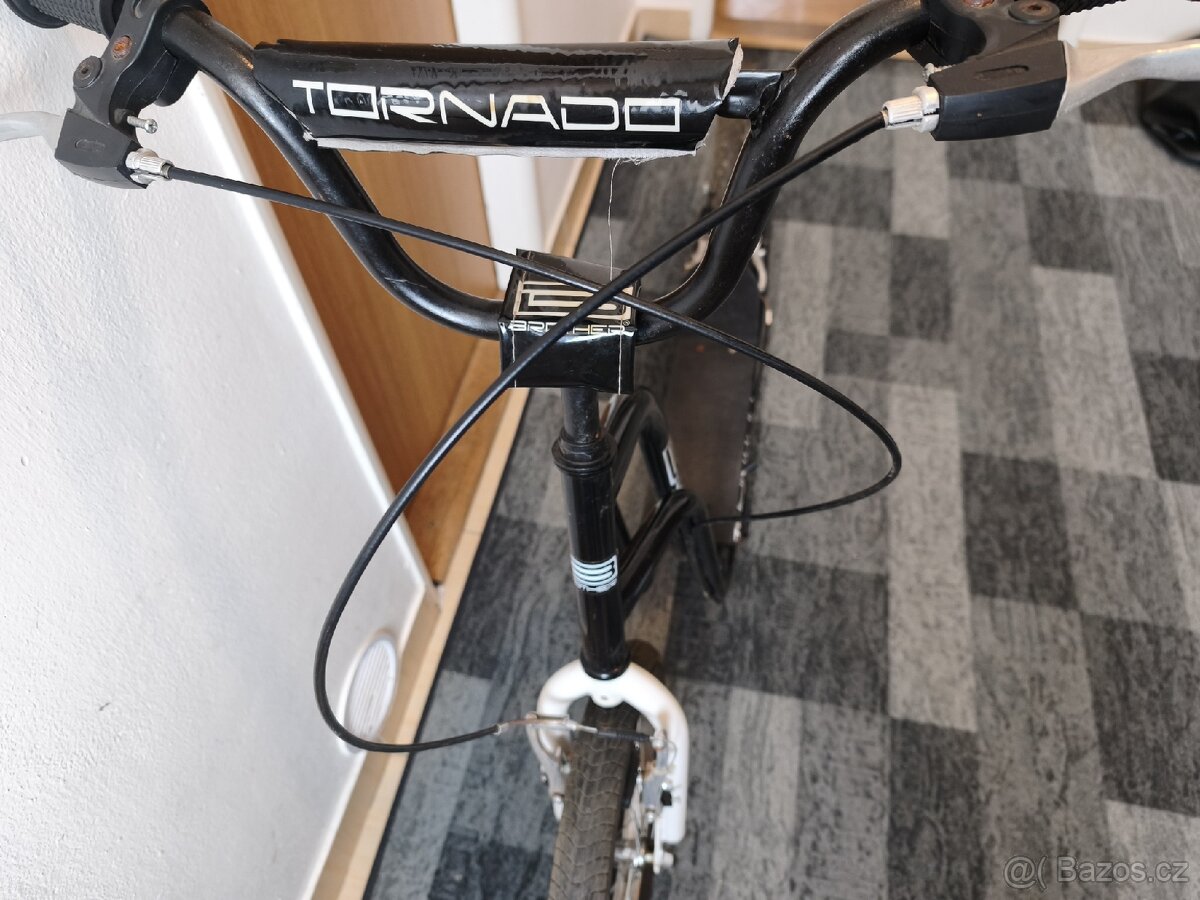 Koloběžka Brother tornádo - 2