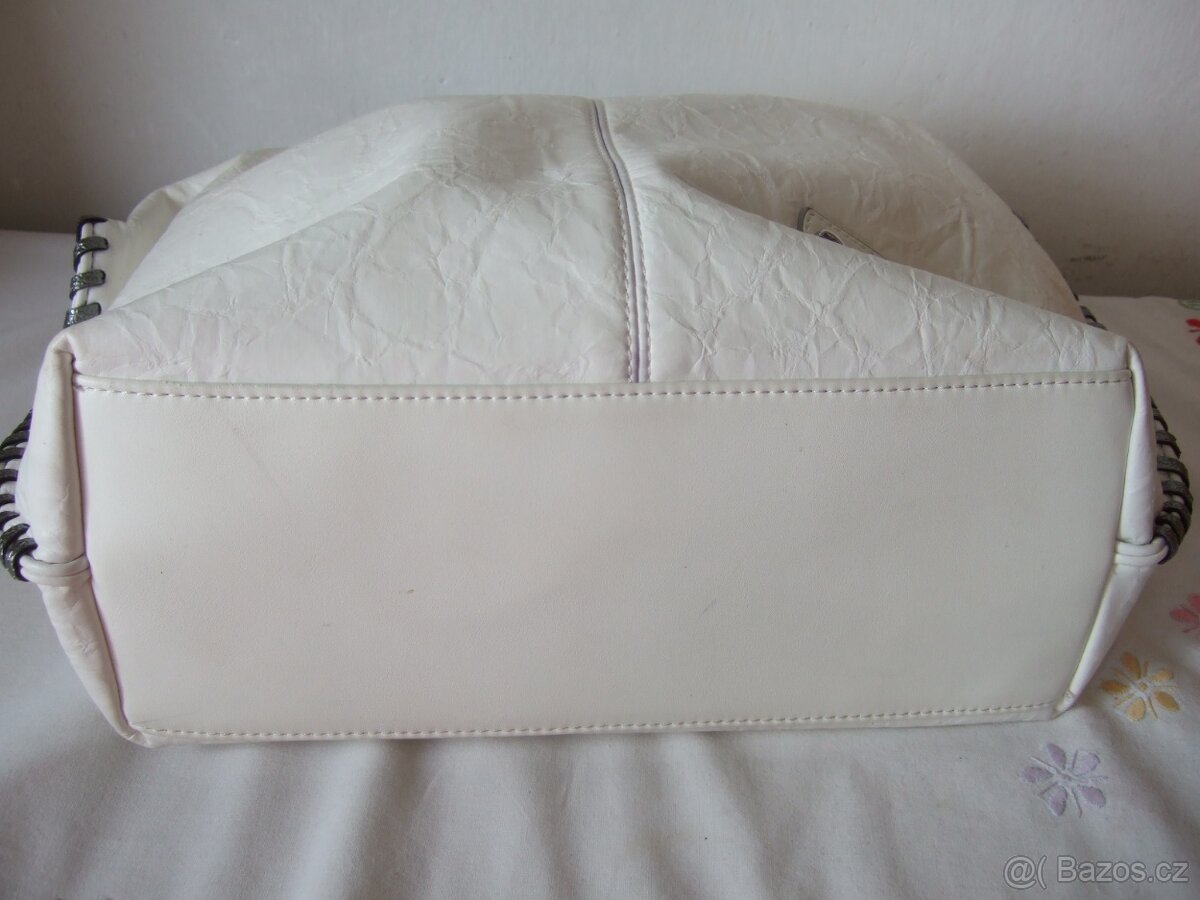 Kabelka bílá - 2