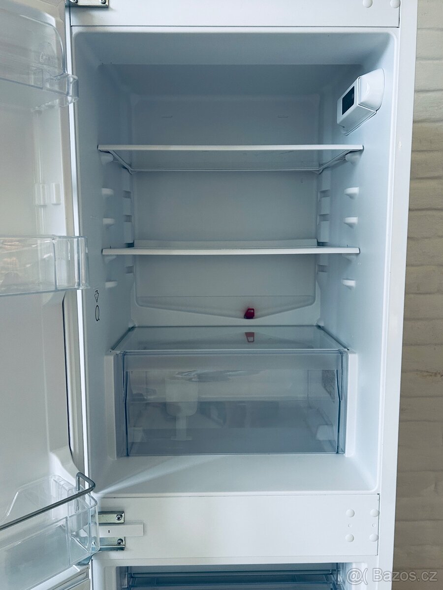 lednice IKEA RÅKALL / špičkový stav - 2