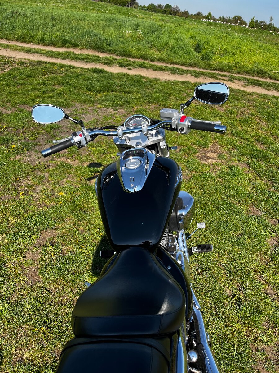 Suzuki intruder M800 - 2