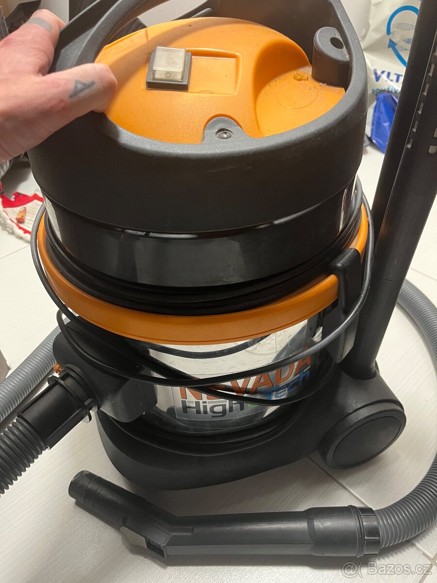 Průmyslový vysavač Soteco Nevada 215 - 2