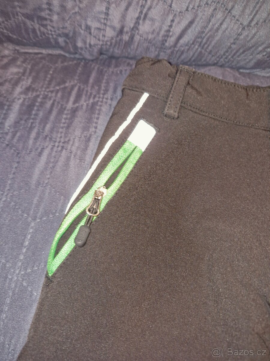 Zimní softshellové kalhoty zn. Kugo vel. 110 - 2