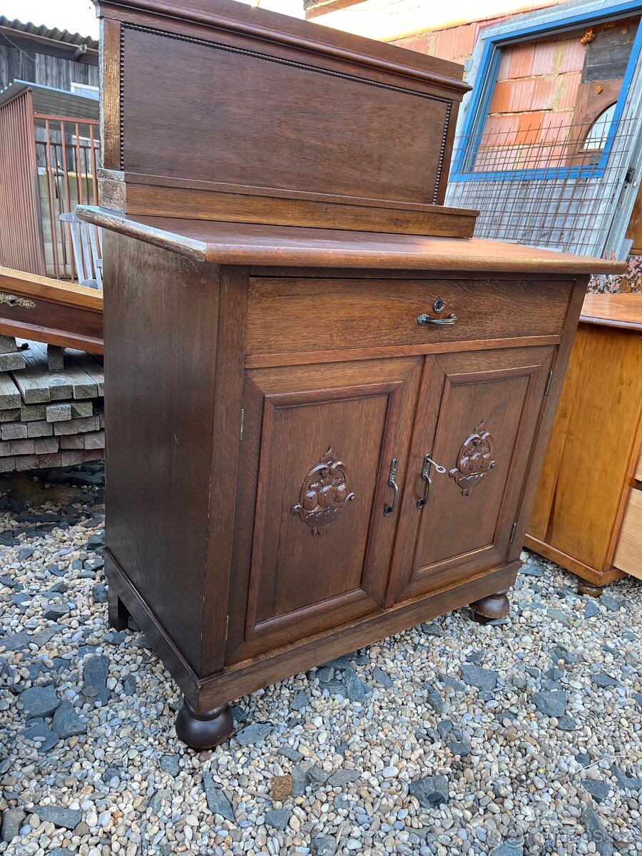 Starožitná komoda - AKCE doprava - 2