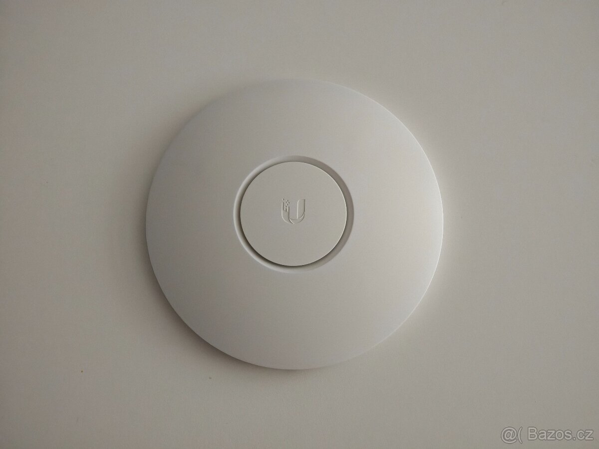 Ubiquiti UniFi AP LR – Access Point Long-Range, model UAP-LR - 2