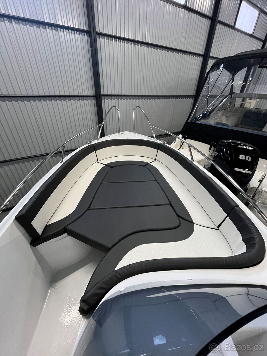 Nový motorový člun Giant 475 Sport+MOTOR - 2