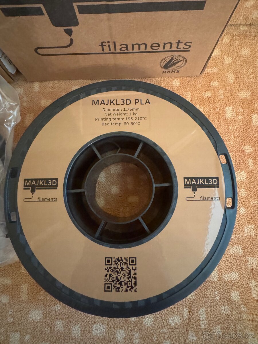 3x bílé filamenty Majkl 3D PLA - 2
