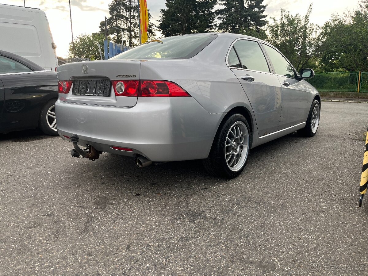 Honda Accord, 2.0 i-VTEC - 2