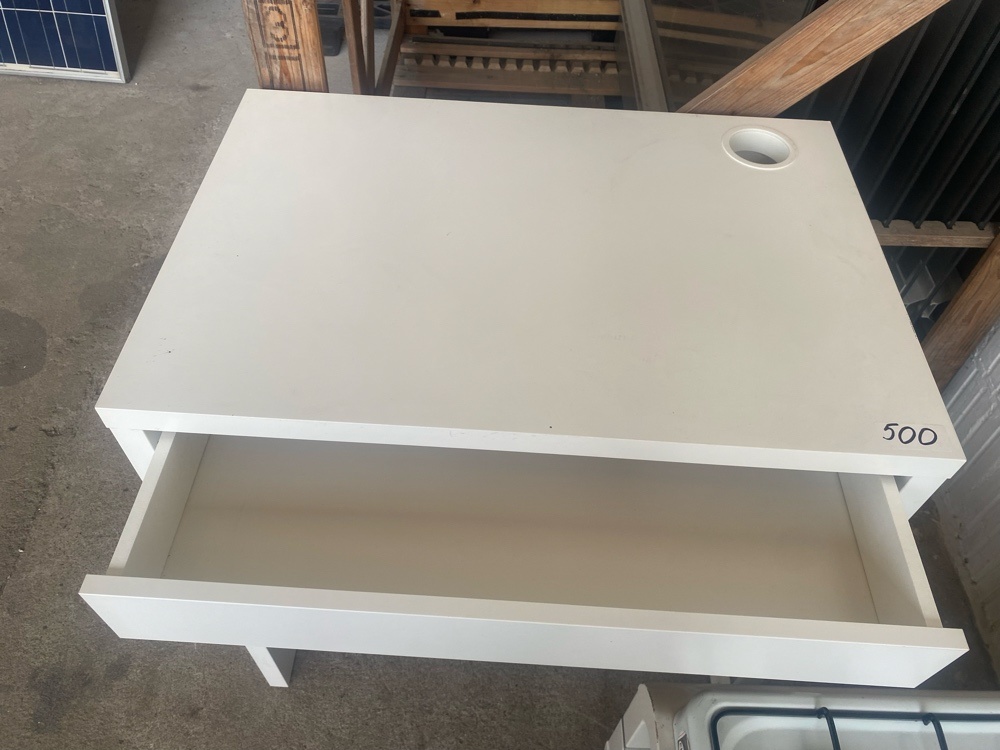 Bílý psací / počítačový stůl IKEA MICKE - 2