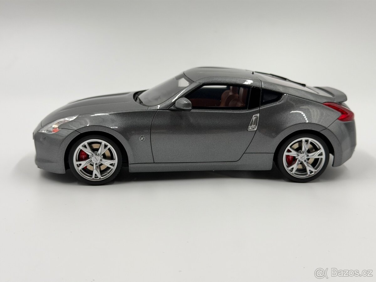 Nissan 370Z - 2