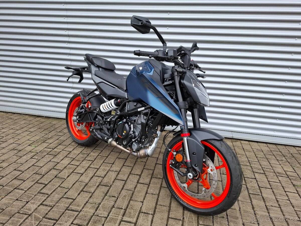 KTM 125 Duke - 2