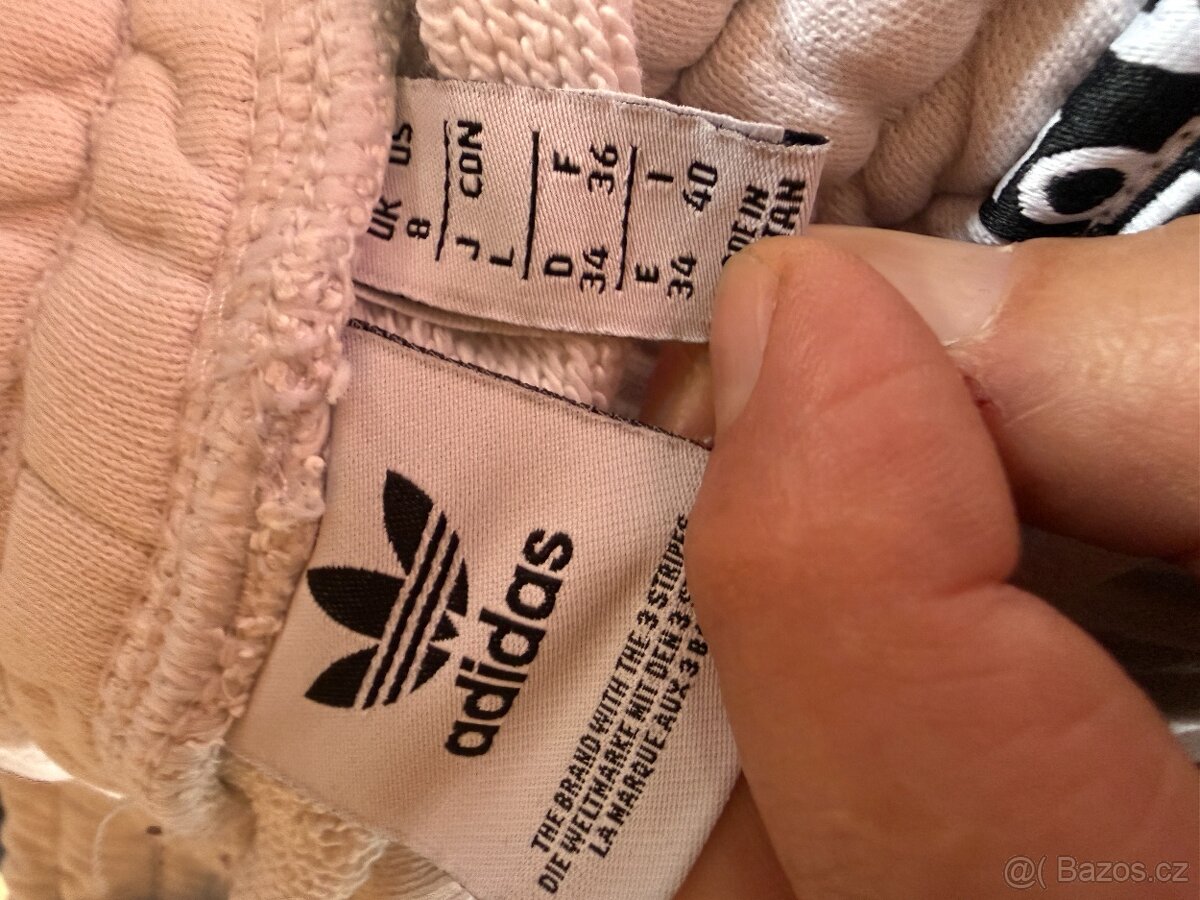 Tepláky Adidas - 2