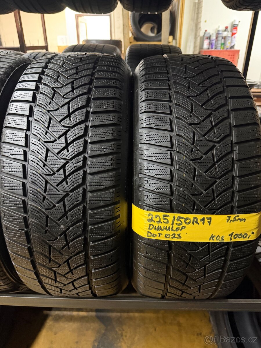 Zimní 225/50r17 Dunulop - 2