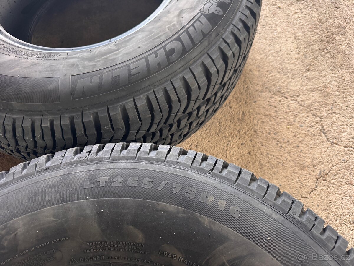 Sada pneu Michelin 265/75 R16