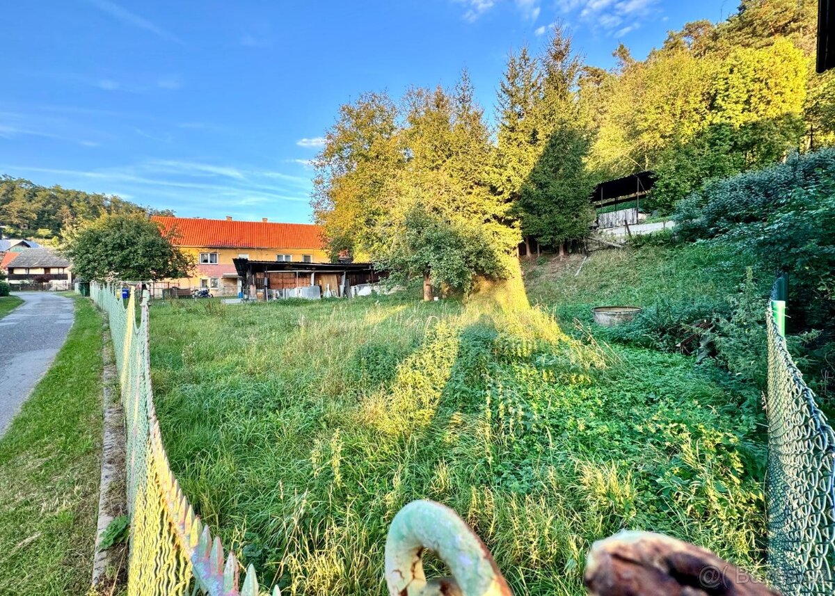 Byt 3+1 (82,6 m²) s terasou, garáží a stavebním pozemkem - 2