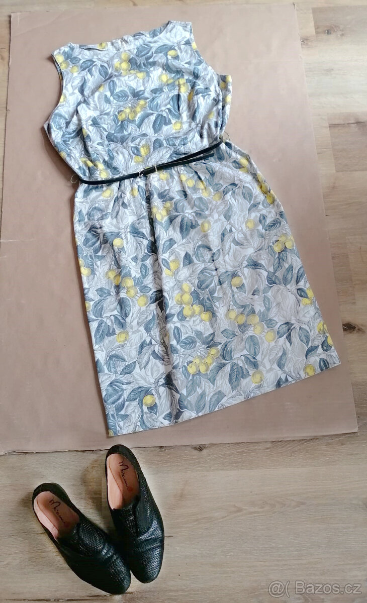 Vintage bavlněné šaty s třešněmi - 2