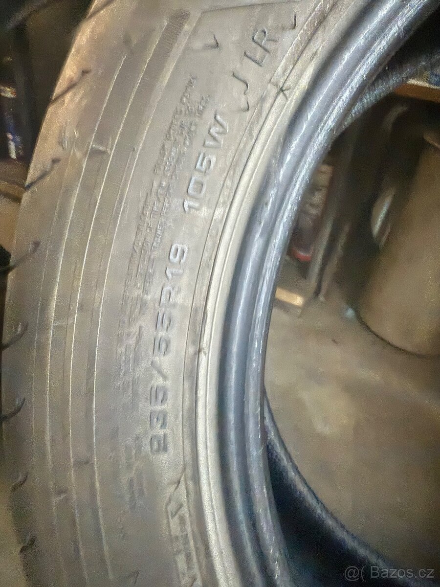 Goodyear eagle F1 235/55R19 suv letni - 2