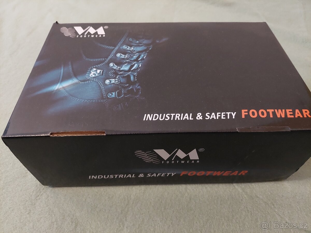 Pracovní boty vel 42 - 2