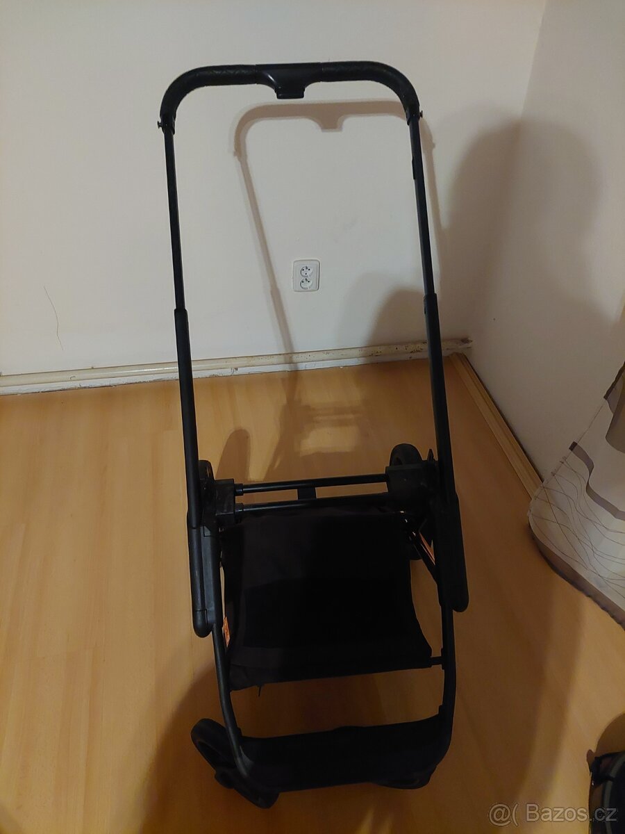 Kombinovaný kočárek Moon - 2