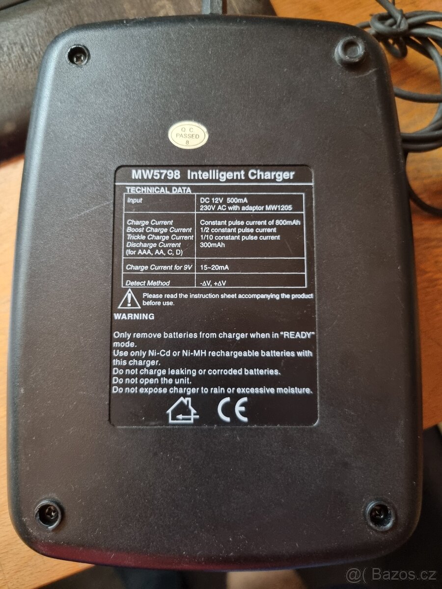 Nabíječka na AA, AAA a na 9V akumulátory - 2
