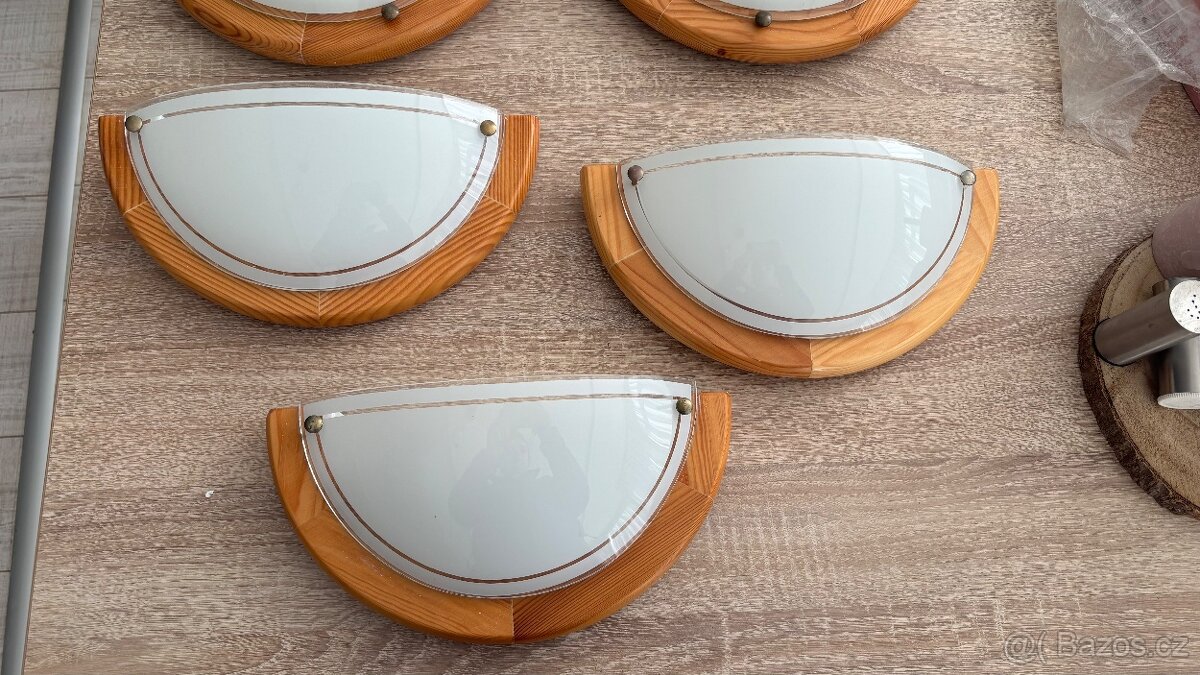 Stropní světla/světlo na žárovku - 2