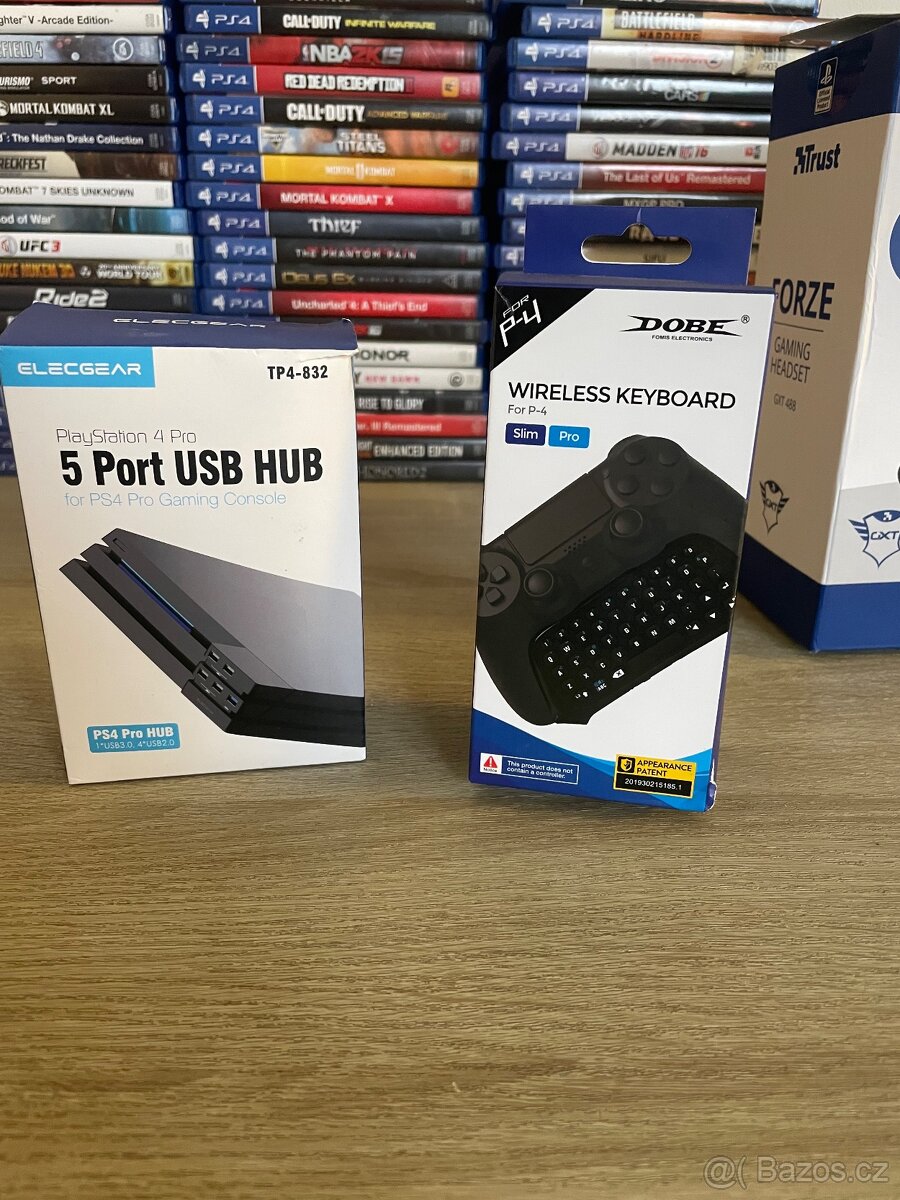 PS4 příslušenství - 2
