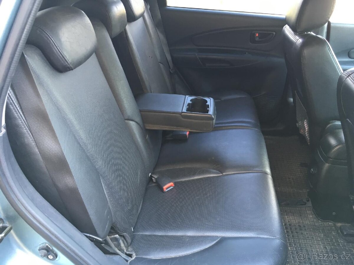 hyundai tucson interiér - sedadla - 2