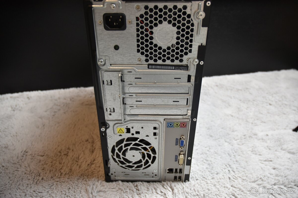 Stolní počítač hp - 2