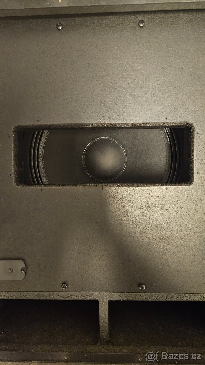 YAMAHA dxs 15 aktivní dřevěný subwofer reprobox - 2