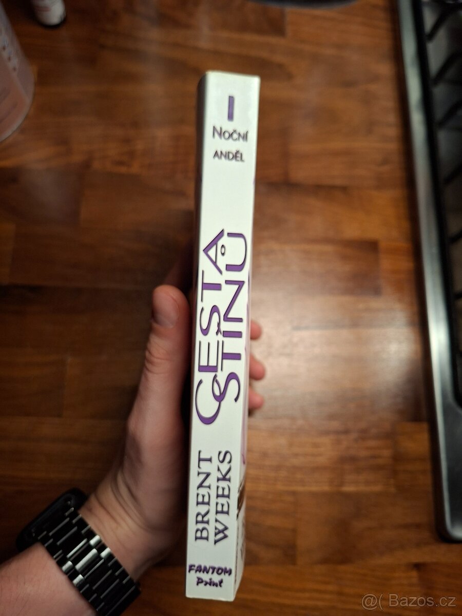 Cesta stínu – Brent Weeks (nečtené, jako nové) - 2