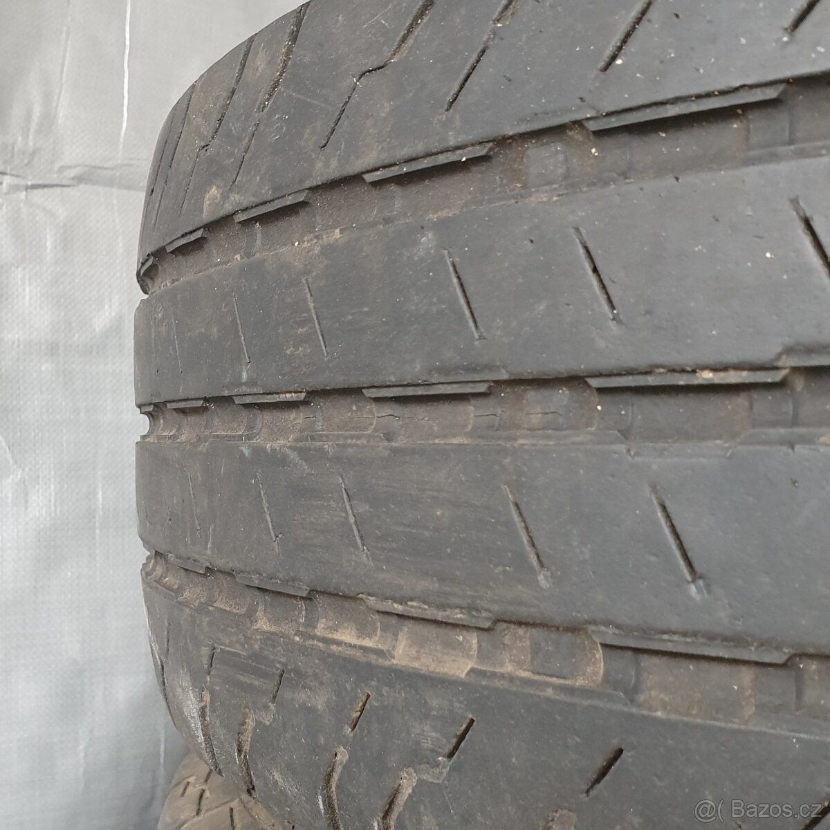Letní pneumatiky Continental 215/65 R16C č. AP293 - 2