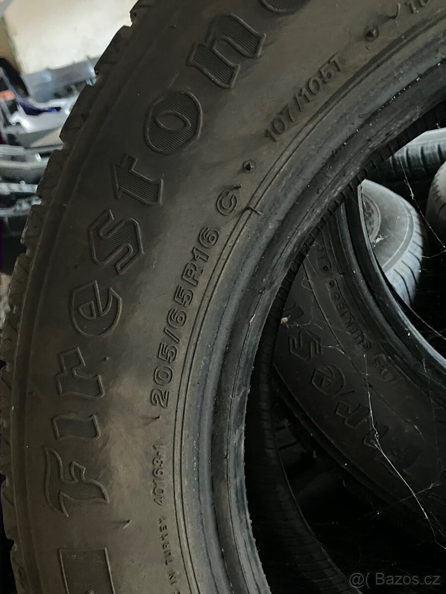 Pneu zimní 205/65 R16c - 2