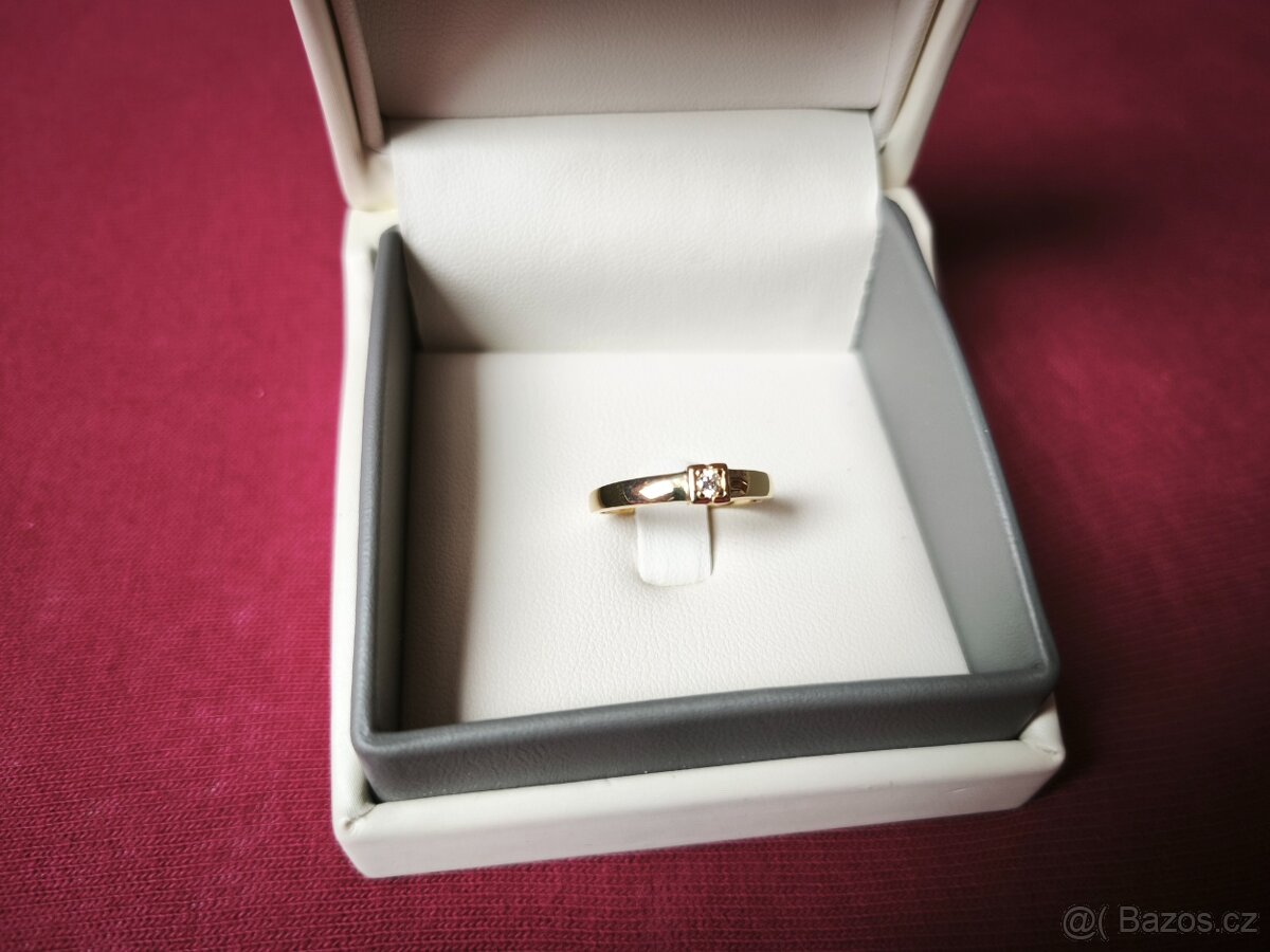 Prsten s diamantem - 2