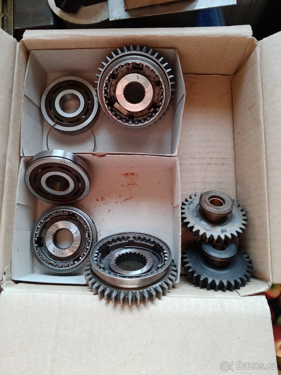 Díly převodovky Škoda Felicia a Favorit. - 2