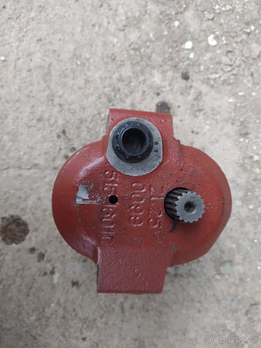 Čerpadlo hydrauliky Zetor 32l - 2