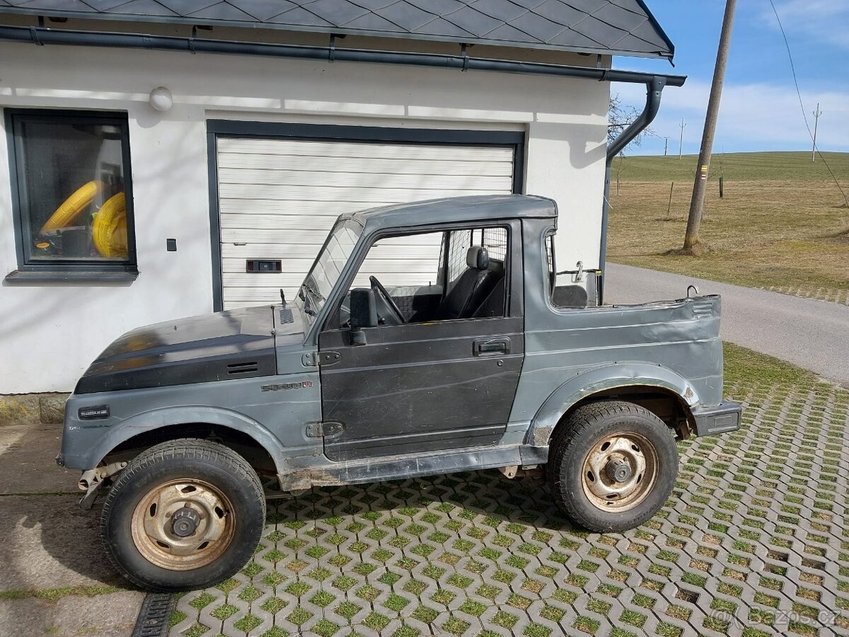 Suzuki Samurai - 2