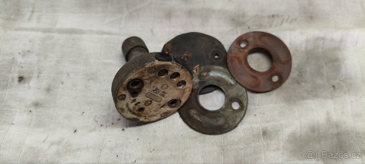 Nožní přepínač světel - 2