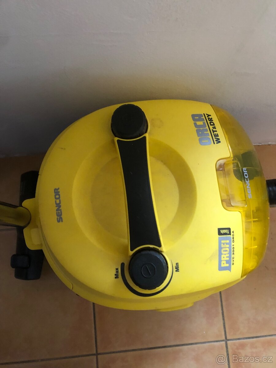 Vysavač Sencor - 2