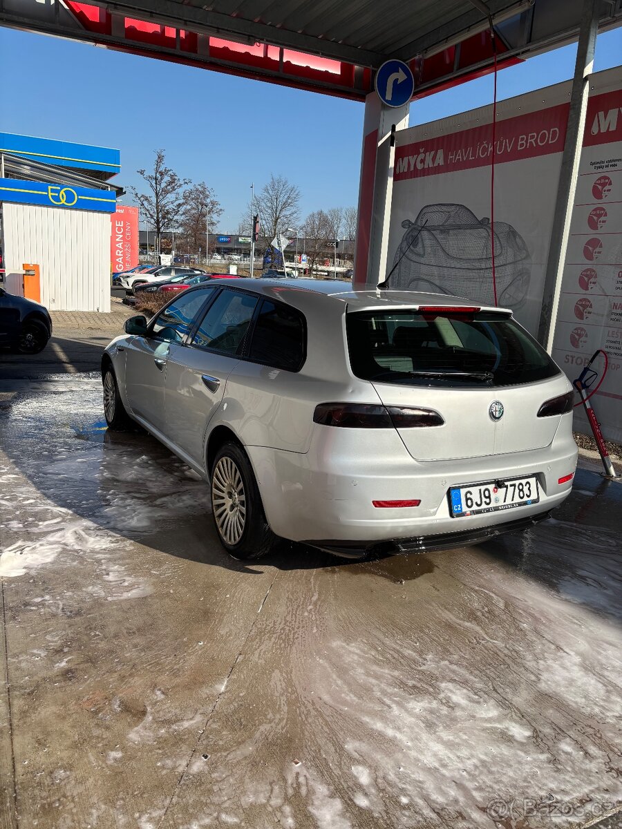 Alfa Romeon 159 Sportwagon - 2