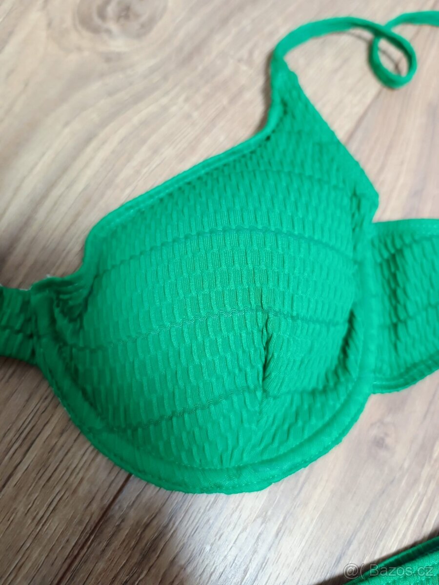 Nové dvoudílné plavky L - 2