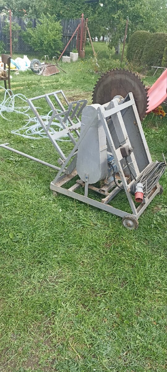 Cirkulárka s kolébkou - 2