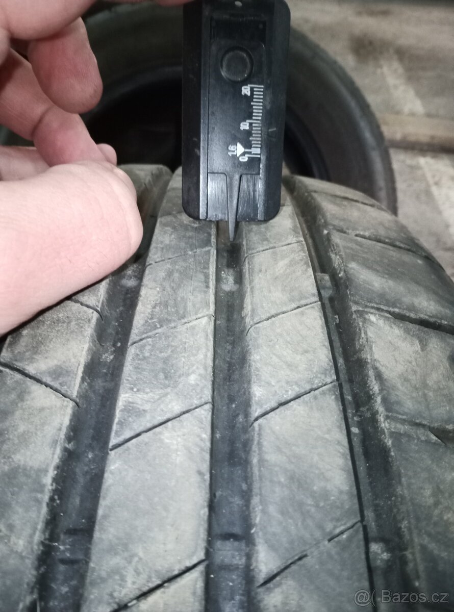 Bridgestone 205/60 R16 - 2