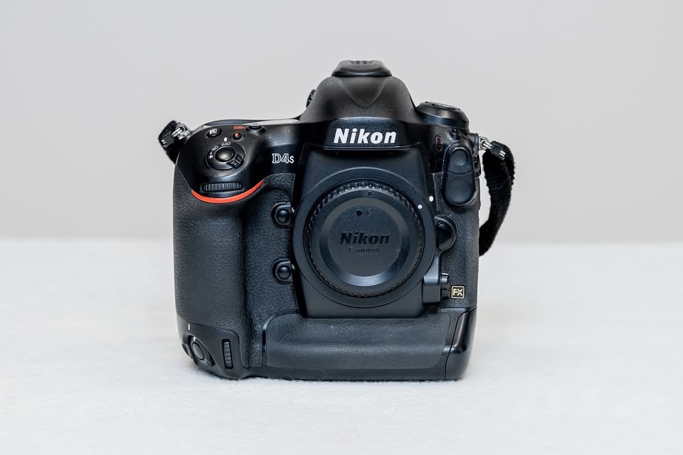 Nikon D4s - 2