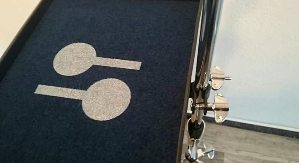 Prodám nový stolek k bicím- Sonor PT12 - 2