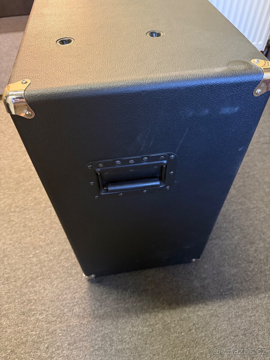 basový reprobox Fender Rumble 410 - 2