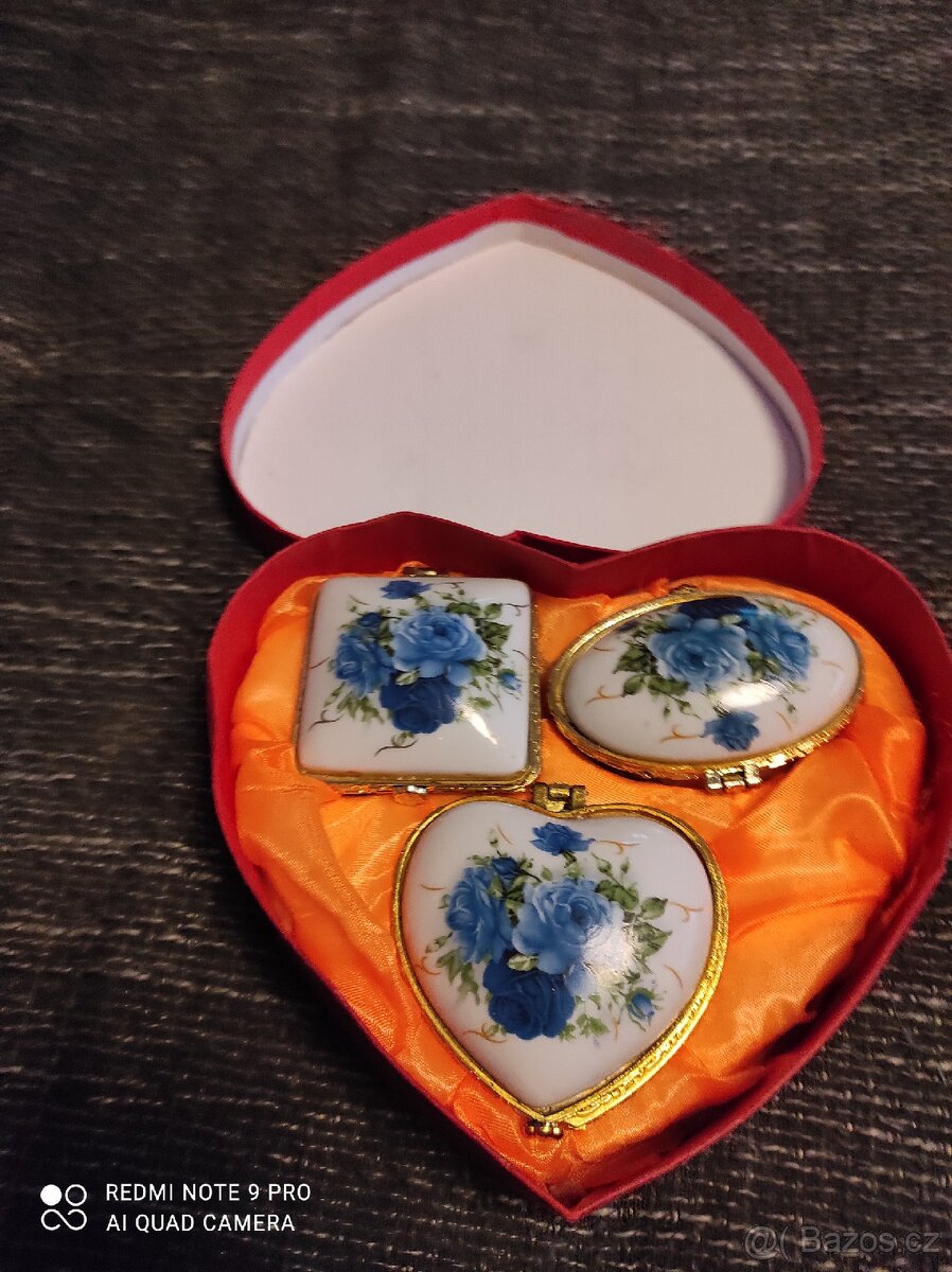 Dózy na šperky dárkové balení - 2