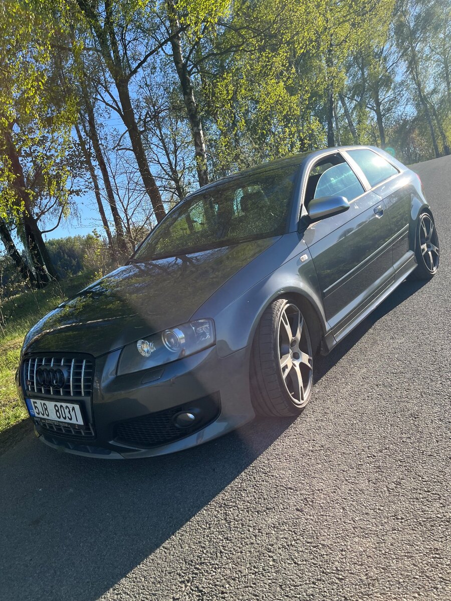 Audi s3 2.0tfsi - 2
